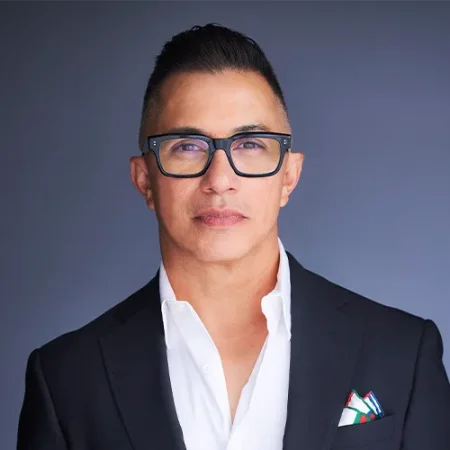 Adrian Perez Headshot